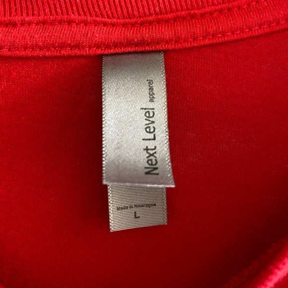 Heart Art graphic tee, Red. - Picture 2 of 5